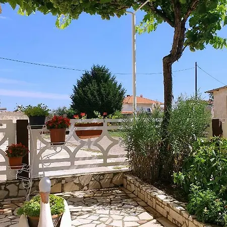 Holiday home E&l